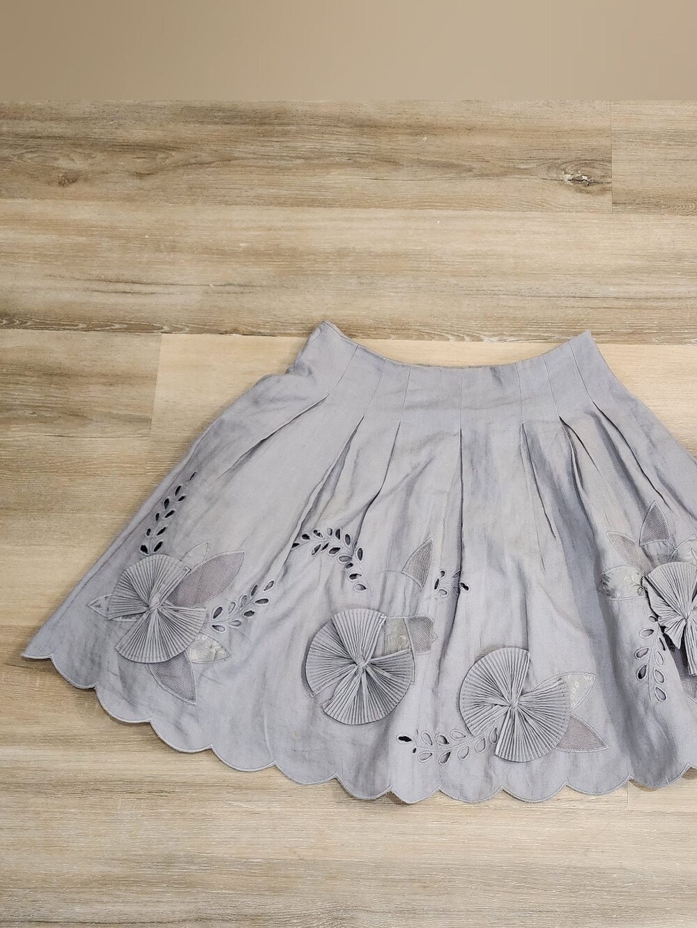 elevenses Anthropologie Linen Light Gray Floral Cutwork Circle Skirt Sz 2